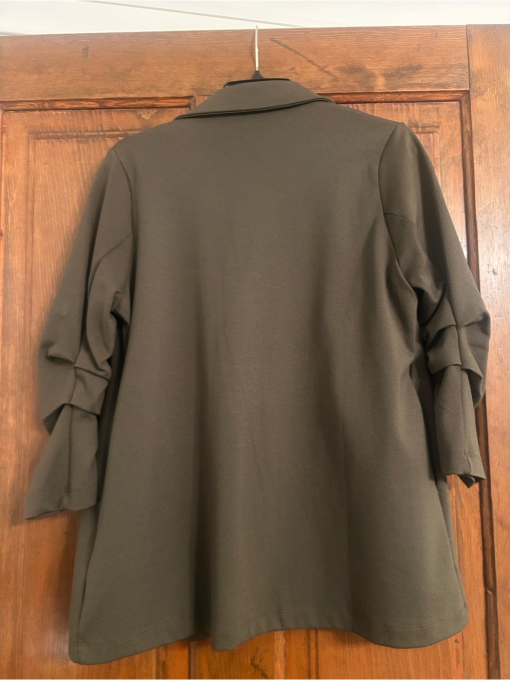Olive Green Rouched-Sleeve Blazer Jacket - Picture 3 of 3